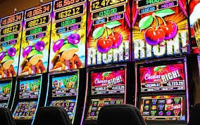 Tampilan layar kemenangan besar pemain GSA55 di slot dan kasino online Indonesia